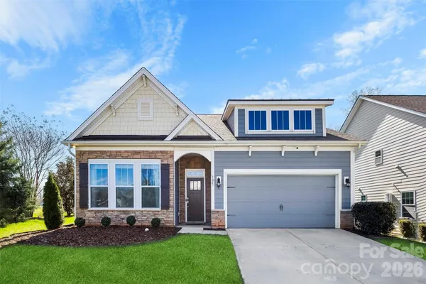 Property Slideshow image 2 of 47 | 105 w northstone rd, Mooresville, NC, 28115