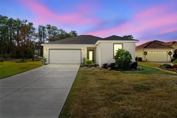 Property Slideshow image 2 of 76 | 9316 gentle ben ct, Weeki Wachee, FL, 34613