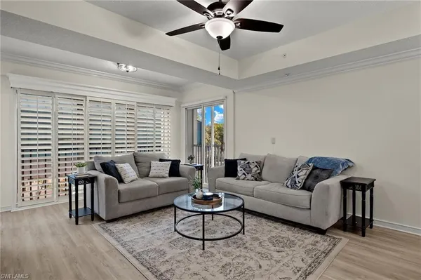 Property Slideshow image 3 of 28 | 100 glenview pl 202, Naples, FL, 34108