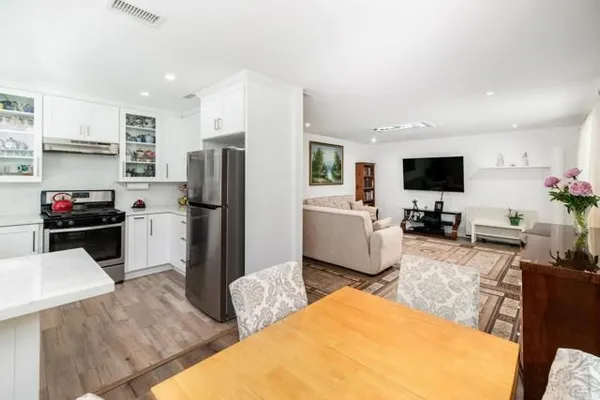 Property Slideshow image 2 of 30 | 4281 black duck way, Oceanside, CA, 92057