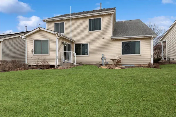 Property Slideshow image 2 of 20 | 13901 s tamarack dr, Plainfield, IL, 60544