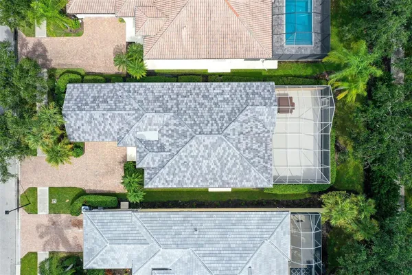 Property Slideshow image 2 of 100 | 5679 ferrara dr, Sarasota, FL, 34238