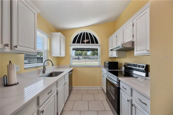 Property Slideshow image 3 of 29 | 6347 egret dr, Lakeland, FL, 33809