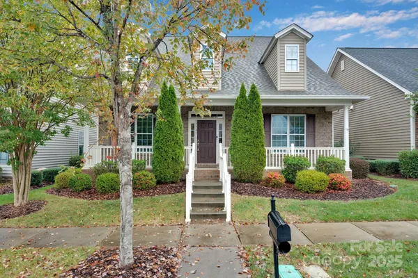 Property Slideshow image 3 of 43 | 17721 morehampton ave, Cornelius, NC, 28031