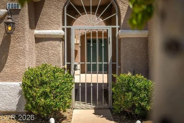 Property Slideshow image 3 of 61 | 2006 poppywood ave, Henderson, NV, 89012