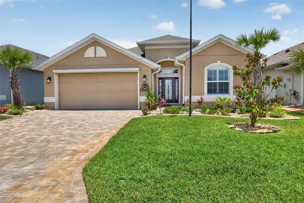 Property Slideshow image 3 of 65 | 37 lagoon way, Palm Coast, FL, 32137