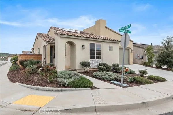 Property Slideshow image 3 of 70 | 1518 kylemore way, Beaumont, CA, 92223
