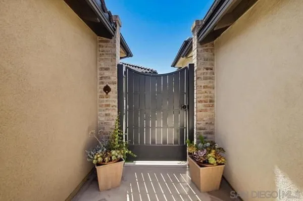 Property Slideshow image 2 of 34 | 7944 lusardi creek ln, San Diego, CA, 92127