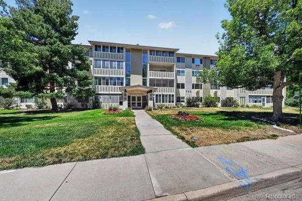 Property Slideshow image 2 of 29 | 750 s alton way 8c, Denver, CO, 80247
