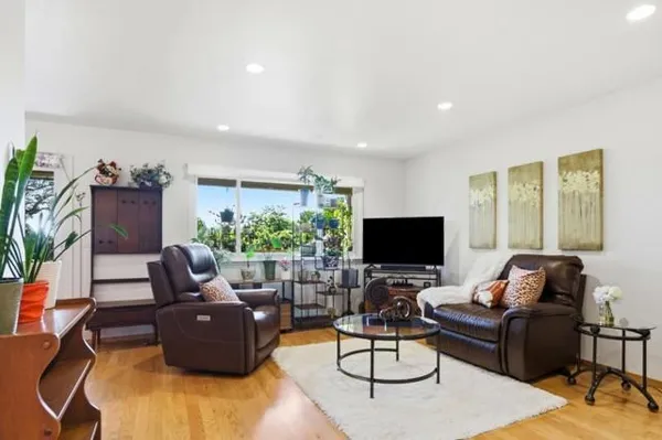 Property Slideshow image 3 of 40 | 5058 cribari vale, San Jose, CA, 95135