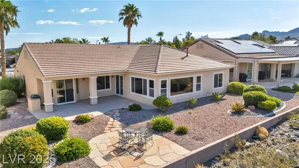 Property Slideshow image 3 of 70 | 2567 evening sky dr, Henderson, NV, 89052