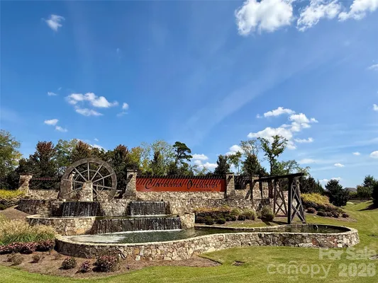 Property Slideshow image 2 of 48 | 353 harvest valley ln, Fort Mill, SC, 29715