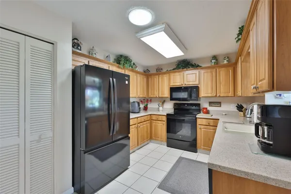 Property Slideshow image 3 of 45 | 684 allegheny dr, Sun City Center, FL, 33573