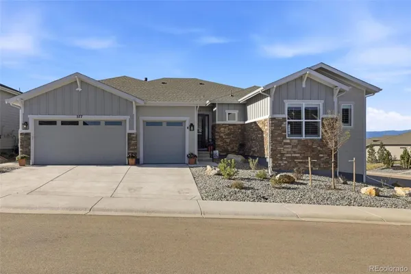 Property Slideshow image 2 of 50 | 577 scrubjay cir, Castle Rock, CO, 80104