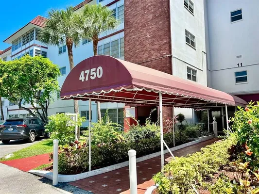 Property Slideshow image 3 of 44 | 4750 nw 22nd ct 507, Lauderhill, FL, 33313