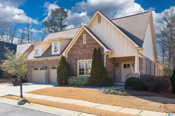 Property Slideshow image 3 of 29 | 1062 danberry ln, Hoover, AL, 35242