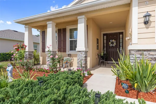 Property Slideshow image 3 of 75 | 12421 eastpointe dr, Dade City, FL, 33525