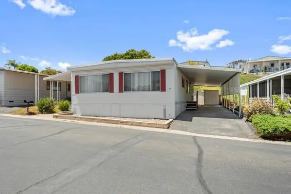 Property Slideshow image 2 of 29 | 444 n el camino real spc 42, Encinitas, CA, 92024