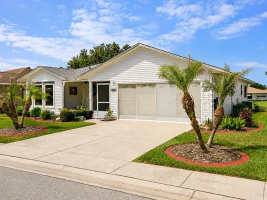 Property Slideshow image 2 of 31 | 3526 innisbrook dr, Lakeland, FL, 33810
