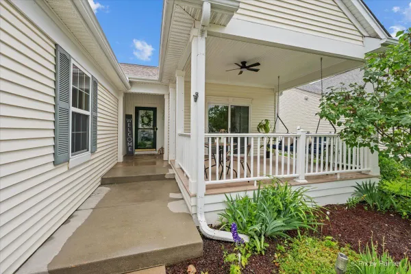 Property Slideshow image 2 of 43 | 13215 oakwood ave, Huntley, IL, 60142