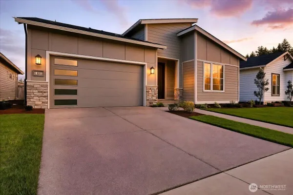 Property Slideshow image 3 of 29 | 14812 206th ave e unit e, Bonney Lake, WA, 98391