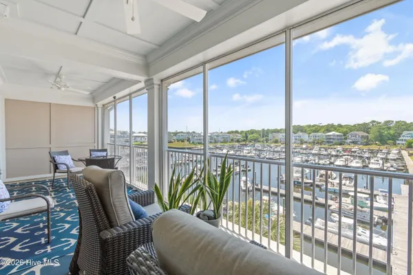 Property Slideshow image 2 of 76 | 2571 st james dr 305, Southport, NC, 28461