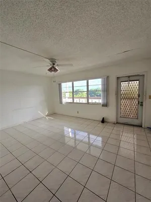 Property Slideshow image 3 of 59 | 4058 harwood e unit e, Deerfield Beach, FL, 33442