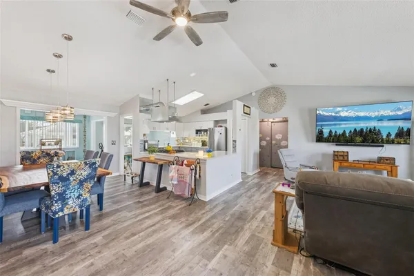 Property Slideshow image 3 of 40 | 6348 highland lakes blvd, Leesburg, FL, 34748