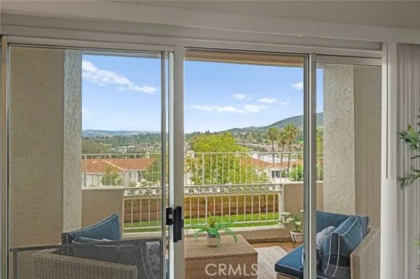Property Slideshow image 3 of 33 | 1652 via, San Marcos, CA, 92078