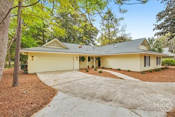 Property Slideshow image 2 of 50 | 5 clifton ln, Savannah, GA, 31411