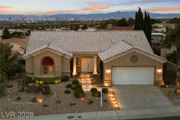 Property Slideshow image 2 of 80 | 2728 faiss dr, Las Vegas, NV, 89134