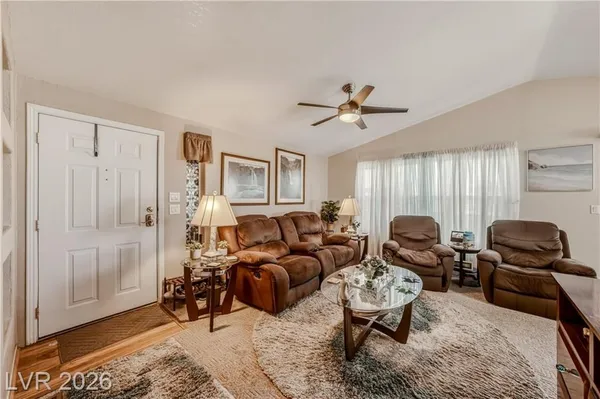 Property Slideshow image 3 of 42 | 320 montecito dr, Pahrump, NV, 89048