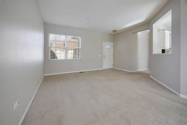 Property Slideshow image 3 of 21 | 12759 kishwaukee ln, Huntley, IL, 60142