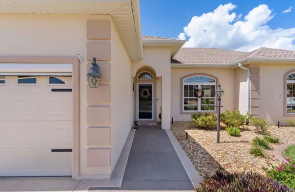 Property Slideshow image 3 of 39 | 10949 se 169th ln, Summerfield, FL, 34491