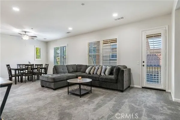 Property Slideshow image 2 of 33 | 4313 owens st 102, Corona, CA, 92883