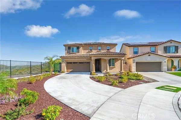 Property Slideshow image 2 of 44 | 23798 solaris ct, Corona, CA, 92883