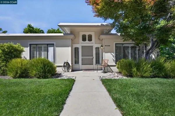 Property Slideshow image 2 of 68 | 1124 oakmont dr 4, Walnut Creek, CA, 94595