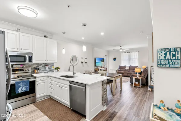 Property Slideshow image 2 of 40 | 395 s crow creek dr nw unit 2322, Calabash, NC, 28467