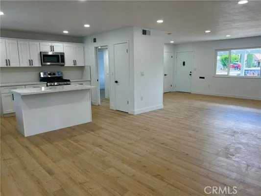 Property Slideshow image 3 of 11 | 26790 oakmont dr, Menifee, CA, 92586