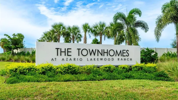 Property Slideshow image 3 of 25 | 3039 novara ln, Bradenton, FL, 34211