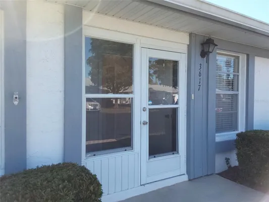 Property Slideshow image 2 of 43 | 3617 36th avenue dr w # 3617, Bradenton, FL, 34205