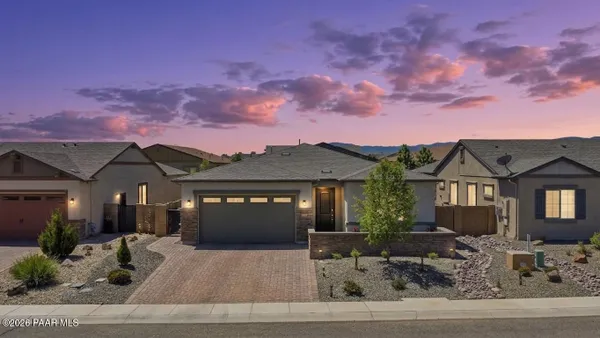 Property Slideshow image 3 of 39 | 7883 e hideaway falls ct 20-a, Prescott Valley, AZ, 86315