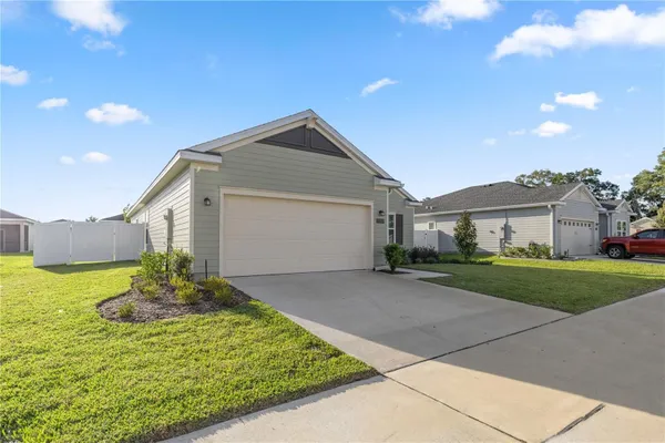 Property Slideshow image 2 of 32 | 7358 sw 76th ter, Ocala, FL, 34481