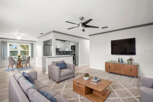 Property Slideshow image 3 of 41 | 1904 canterbury ln 13, Sun City Center, FL, 33573