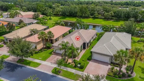 Property Slideshow image 3 of 47 | 15824 amber falls dr, Wimauma, FL, 33598