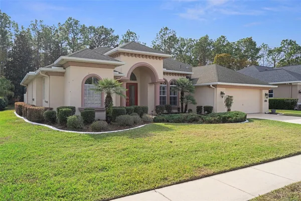 Property Slideshow image 2 of 77 | 5378 legend hills ln, Spring Hill, FL, 34609