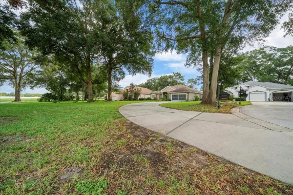 Property Slideshow image 2 of 21 | 10614 sw 71st cir, Ocala, FL, 34476
