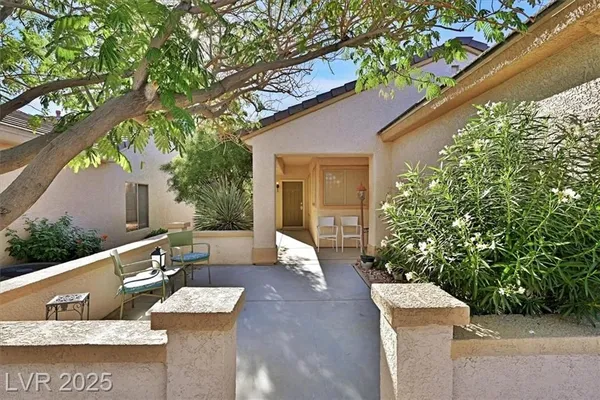 Property Slideshow image 3 of 25 | 503 elkhurst pl, Henderson, NV, 89012