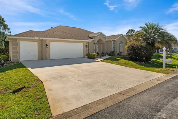 Property Slideshow image 2 of 40 | 1933 nw 56th ter, Ocala, FL, 34482