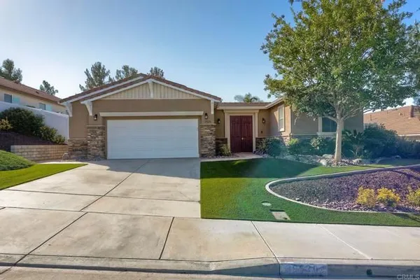 Property Slideshow image 2 of 59 | 39620 clos du val, Murrieta, CA, 92563